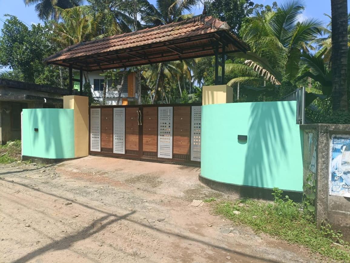 Dilkush Munroe Homestay Kollam Exterior photo